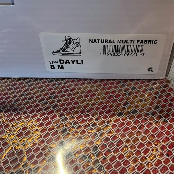 DAYLI - Picture 3 of 5